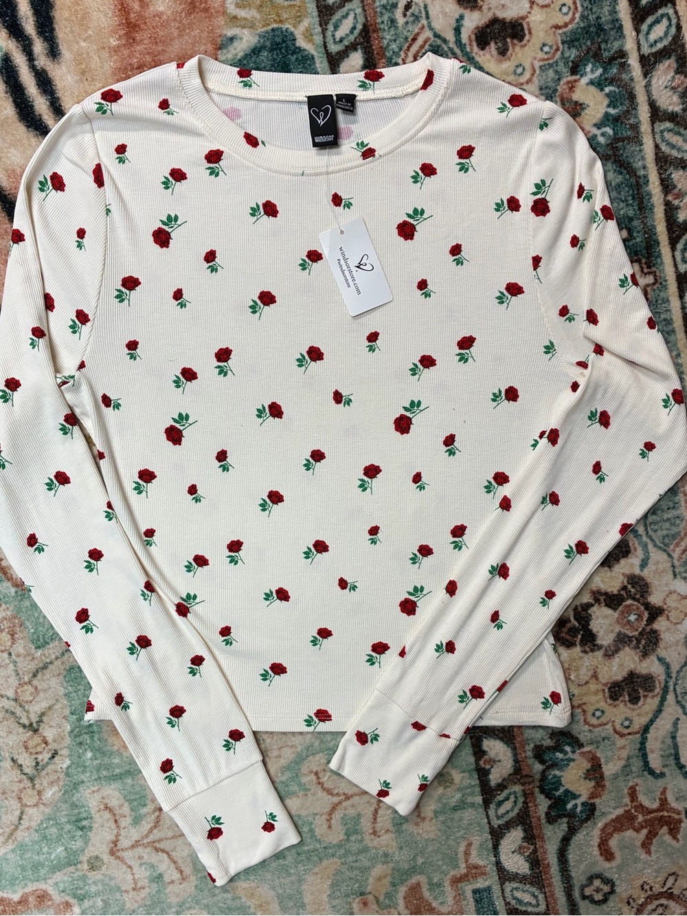 NWT Windsor Ivory Red Rose Floral Ribbed Long Sleeve Top L